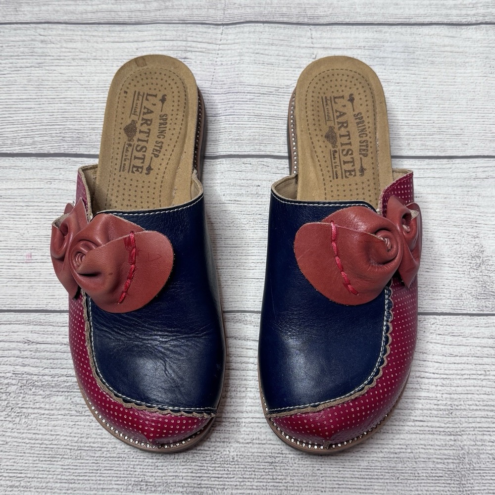 Spring Step By L'Artiste Tri-Color Rose Bud Clogs Red Blue Pink Size 40/US 9